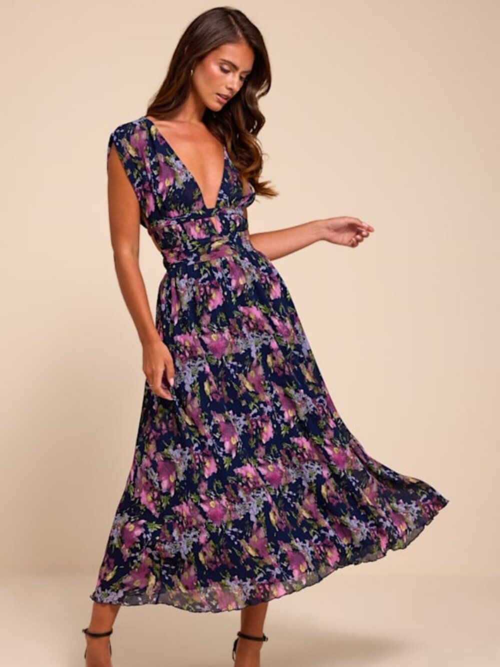 Lulus Taylen Navy Multi Floral Plisse Midi Dress Blue - Size L